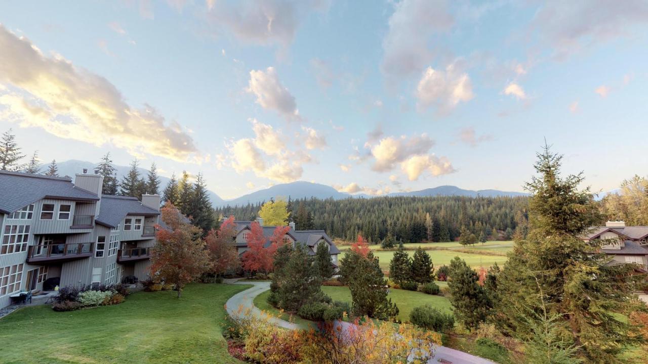 Golf Course & Mountain Views By Harmony Whistler Villa Eksteriør billede